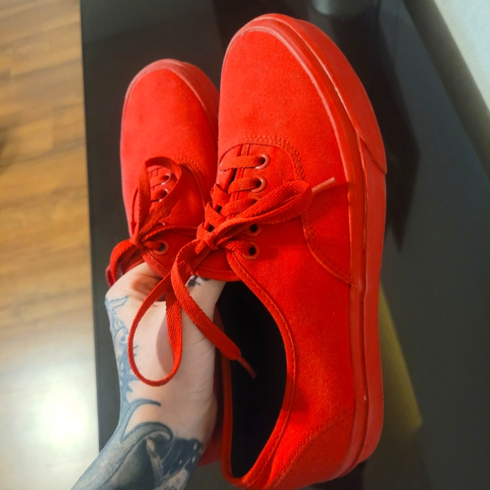 Vans classic red women's 9.5 men 8